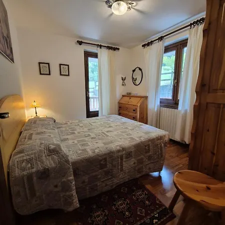 Апартаменты L'atelier Du Temps - Petit Reve Курмайор